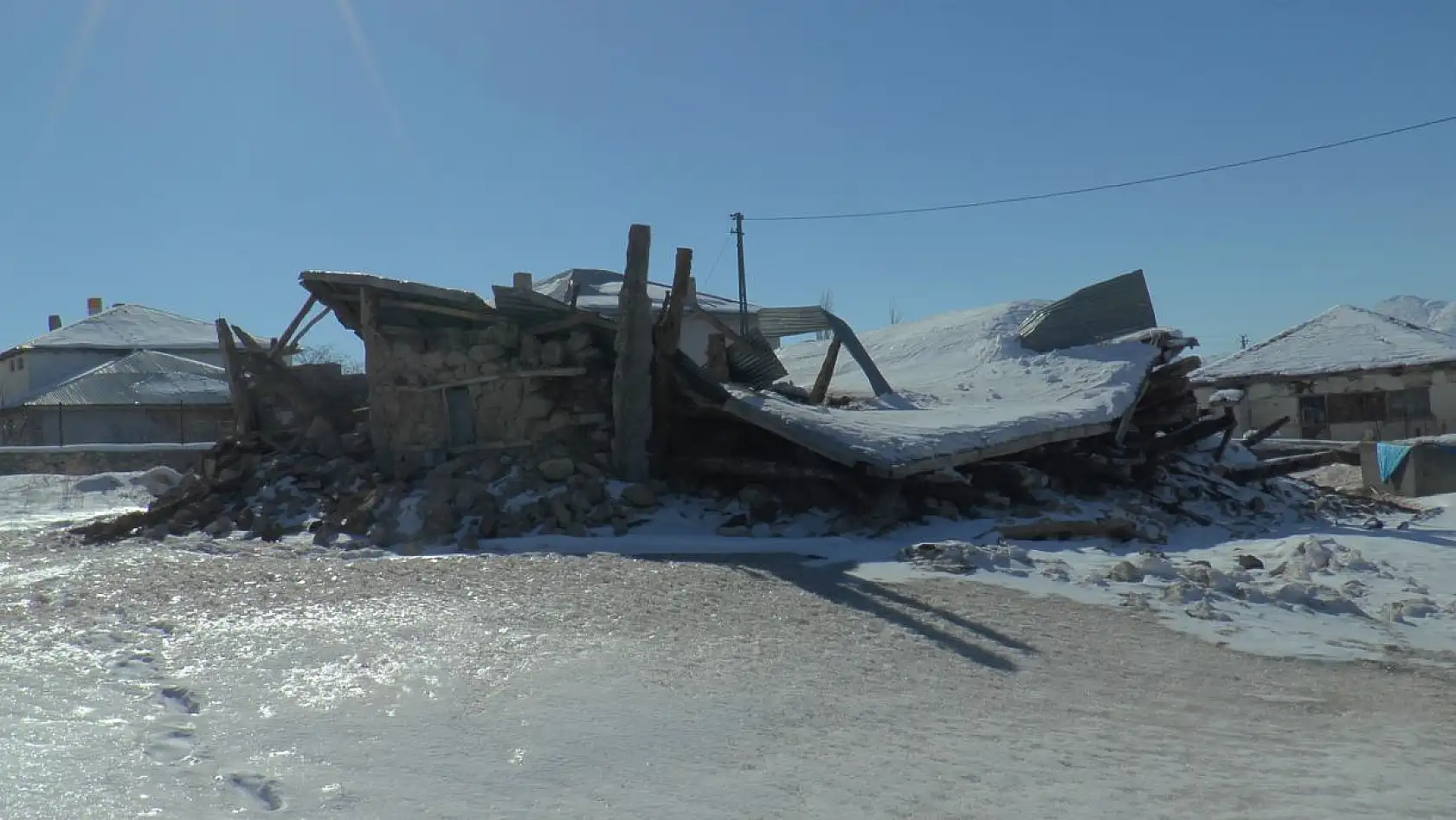 Sarız'da 8 yıkım, çok fazla hasar var