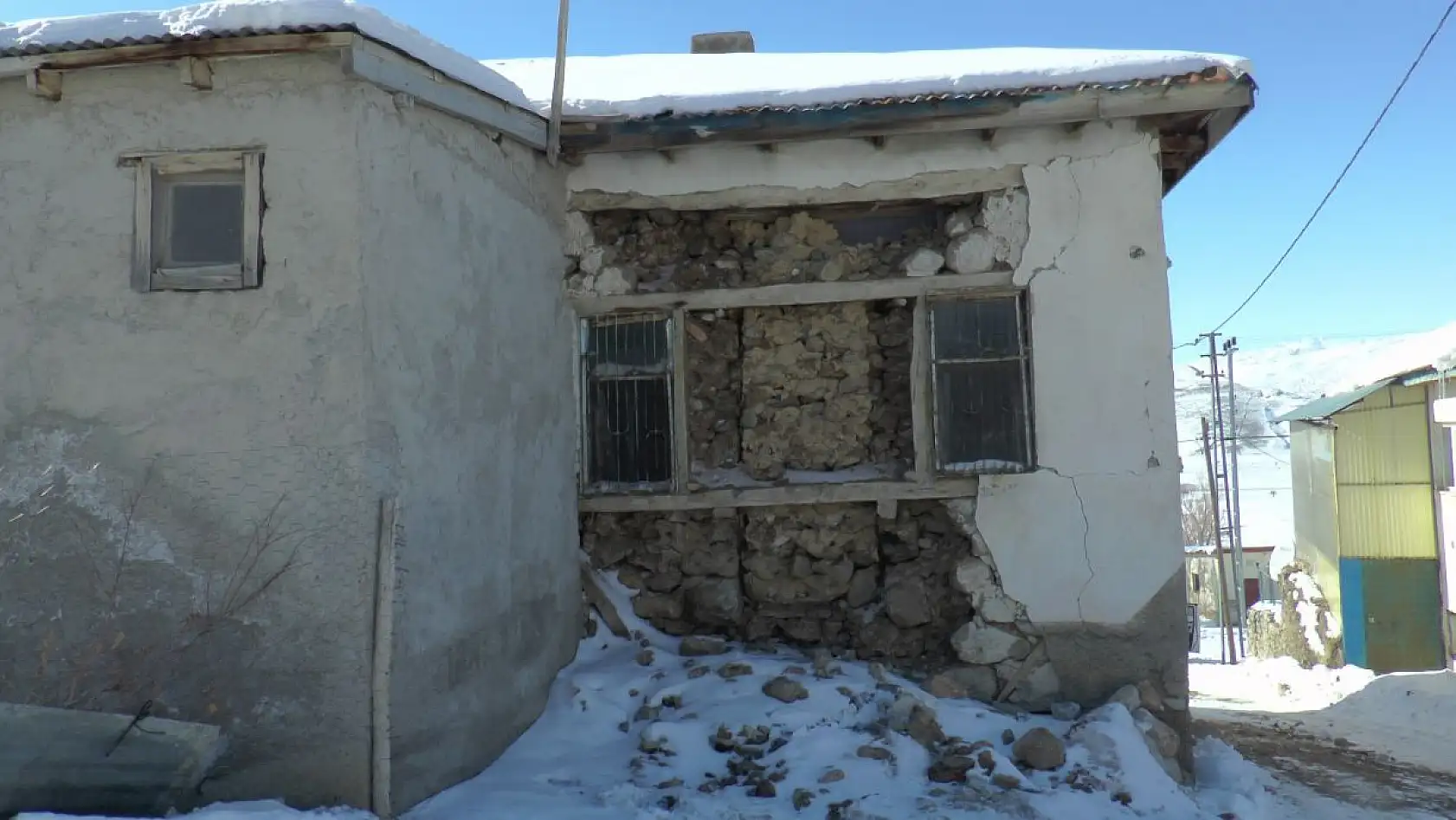 Sarız'da 8 yıkım, çok fazla hasar var