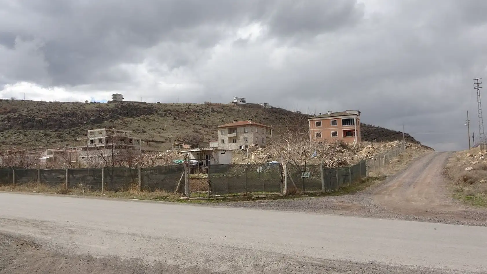 O mahalle 1 haftada 16 kez deprem yaşadı