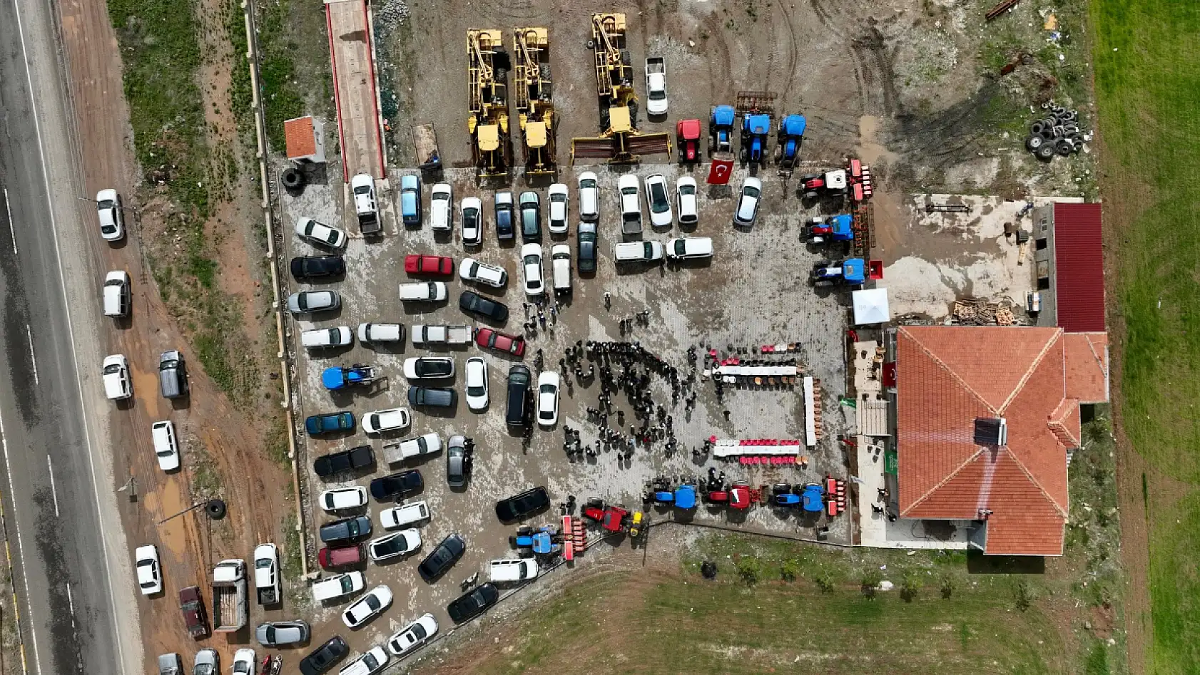 Kayseri Şeker'de siyasi parti genel başkanlarına taş çıkartan seçim çalışması! Böylesi görülmedi