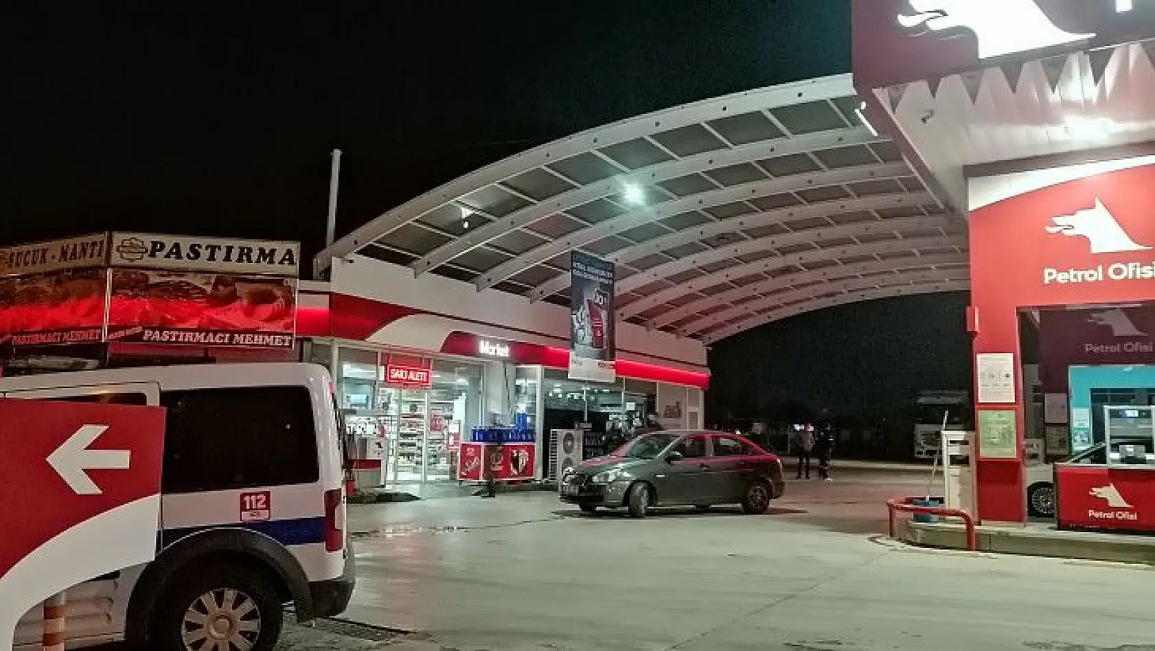 Akaryakıt istasyonunda maskeli gasp
