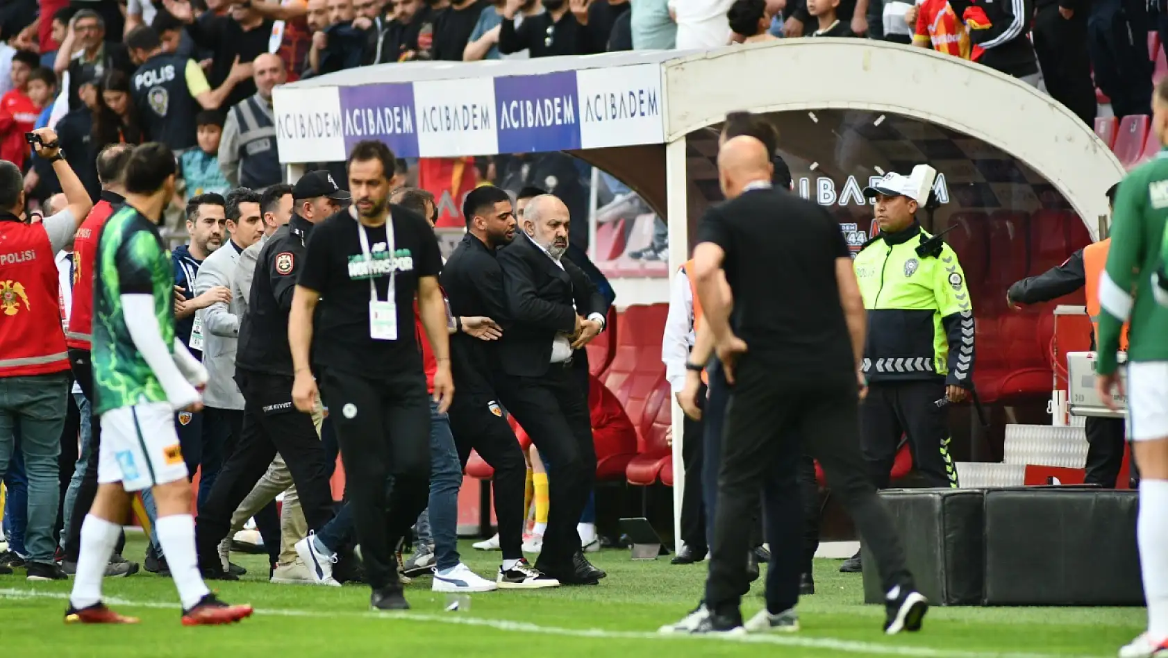 Ali Çamlı açtı ağzını yumdu gözünü: Türk futbolunun katilleri