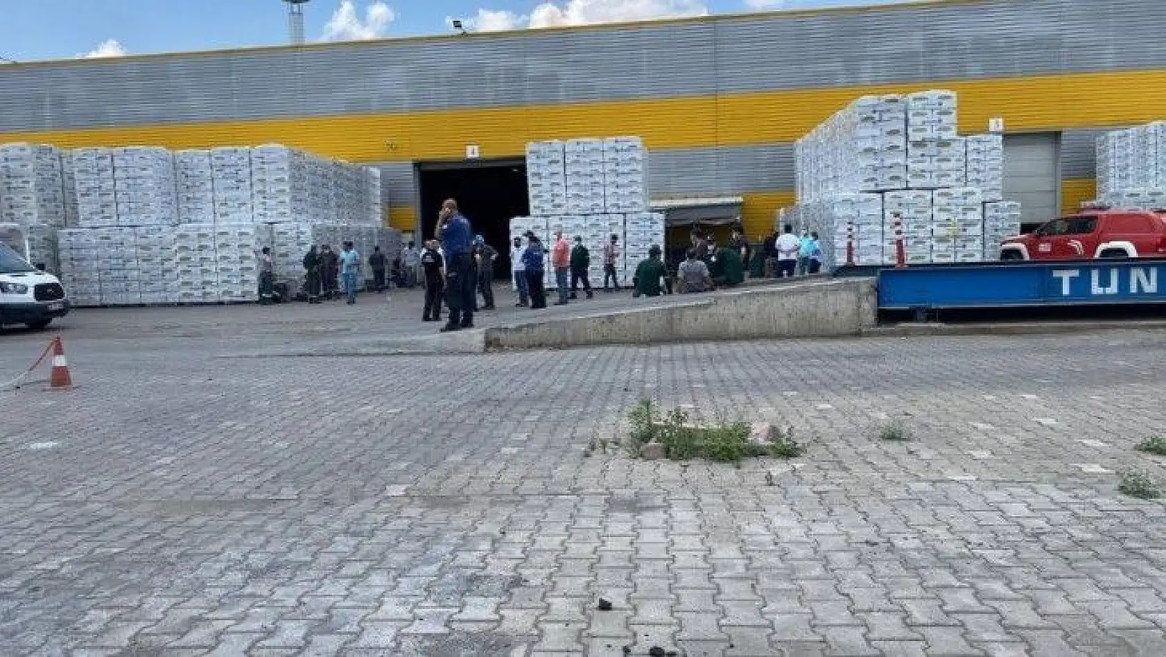 İşçiler karbonmonoksit gazından zehirlenmiş