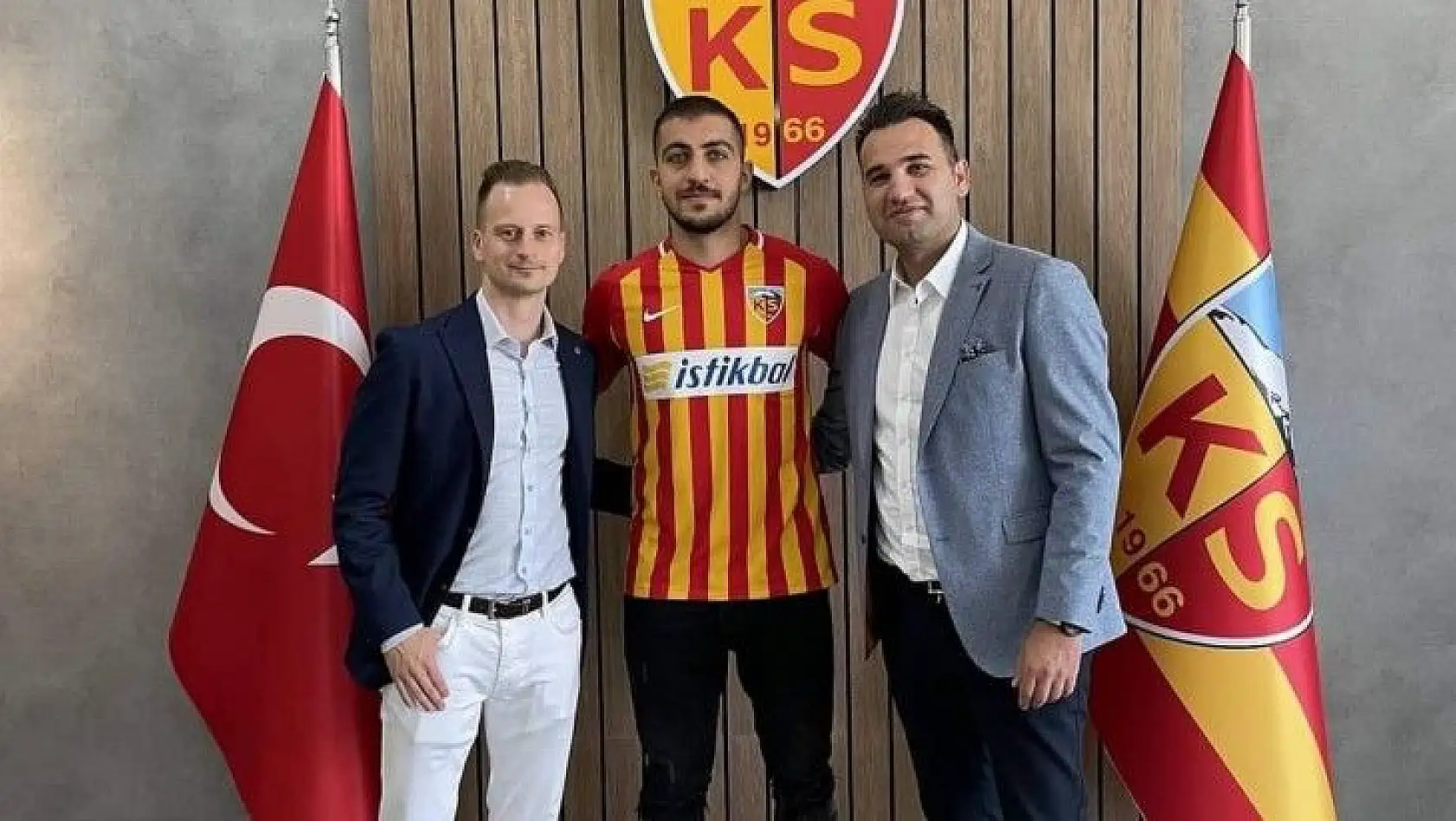 Kayserispor, Majid Hosseni'yi açıkladı