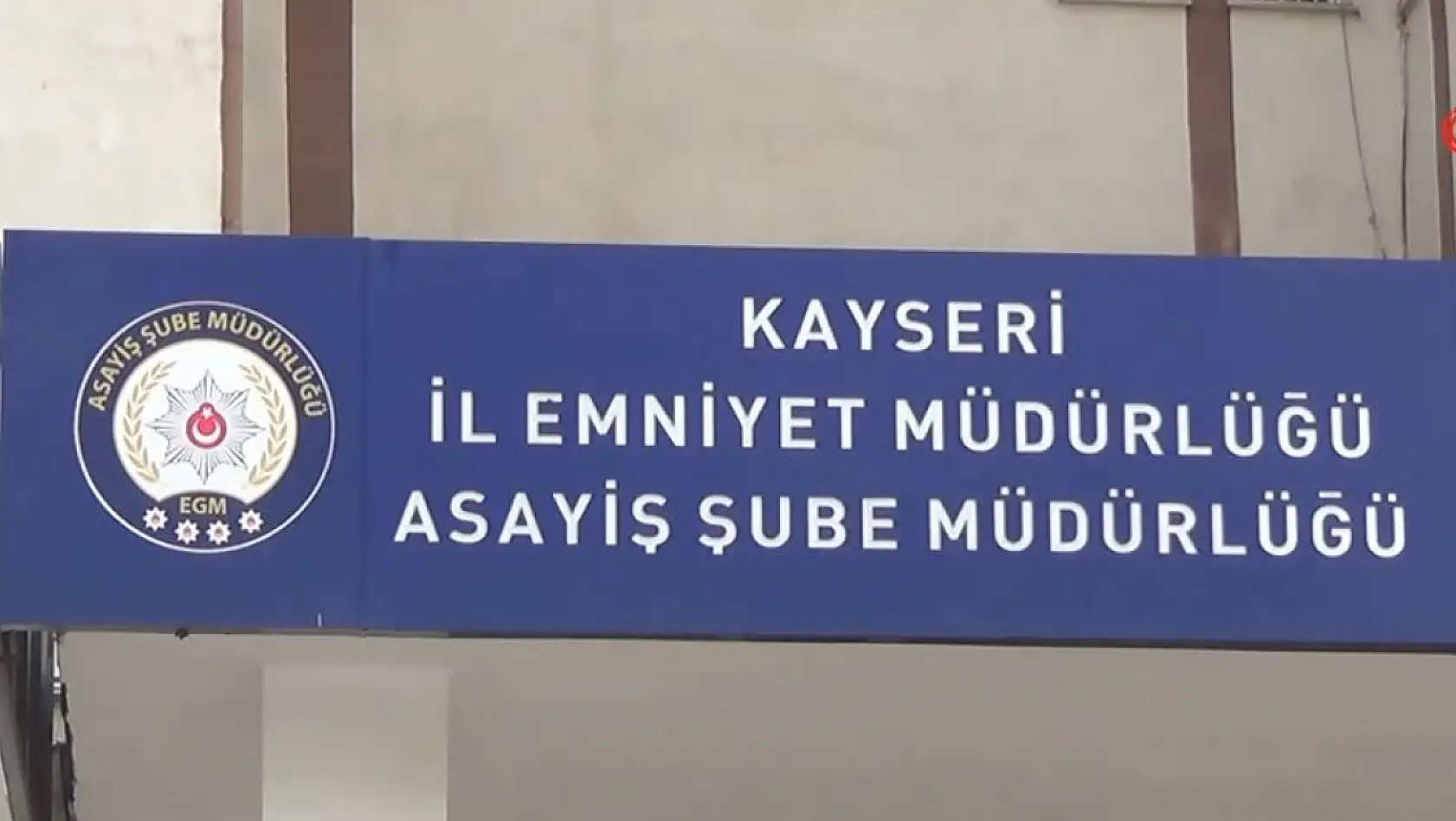 10 ilde aranan kadın Kayseri'de yakalandı! Bakın nereye saklanmış?