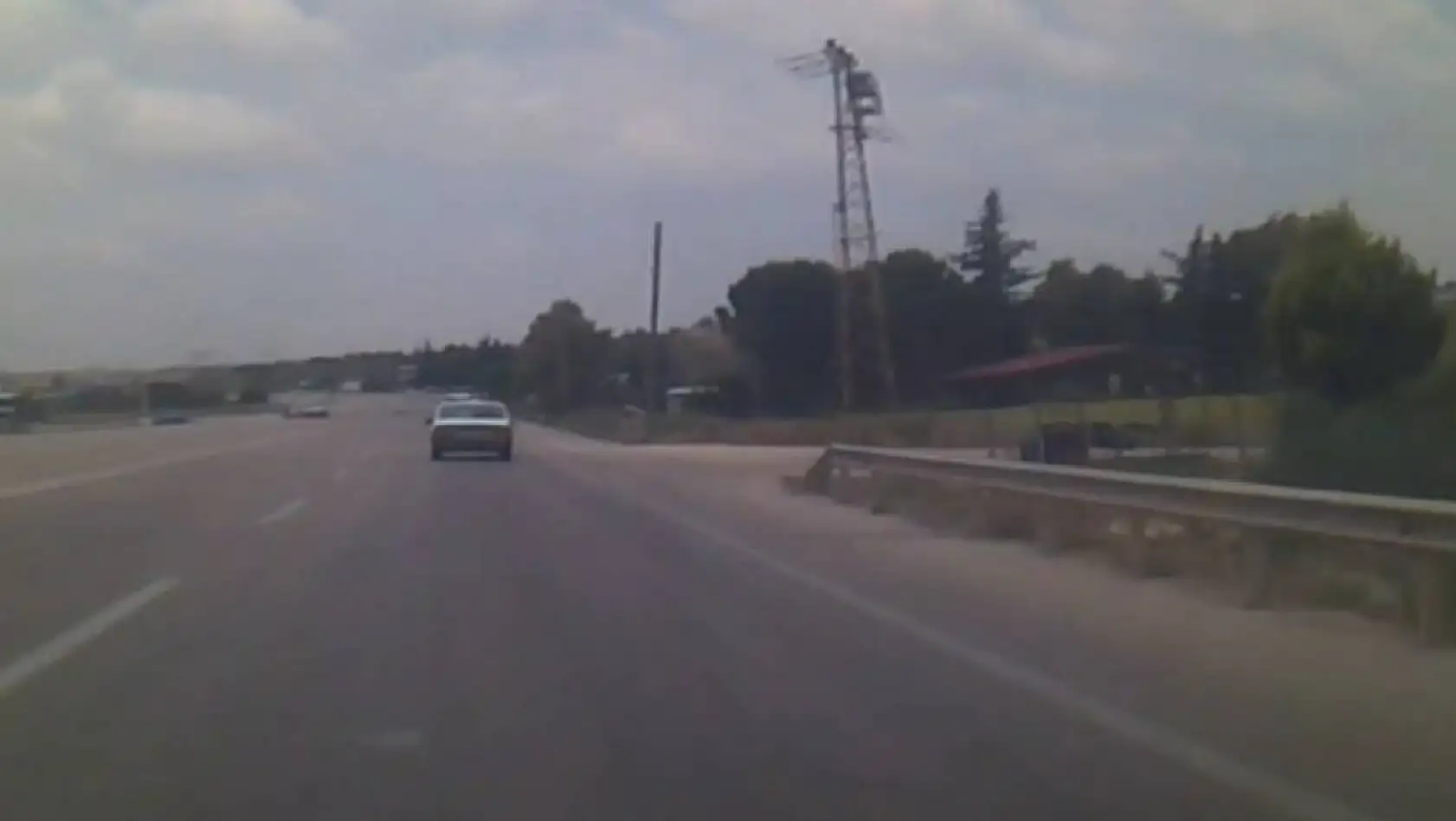 Adana'da 1 kişinin öldüğü feci kaza araç kamerasına yansıdı