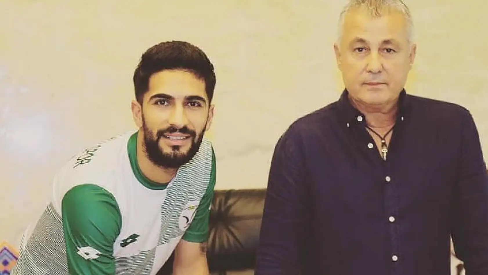 Ayvaz Koç, Manavgat Belediyespor ile sözleşme imzaladı
