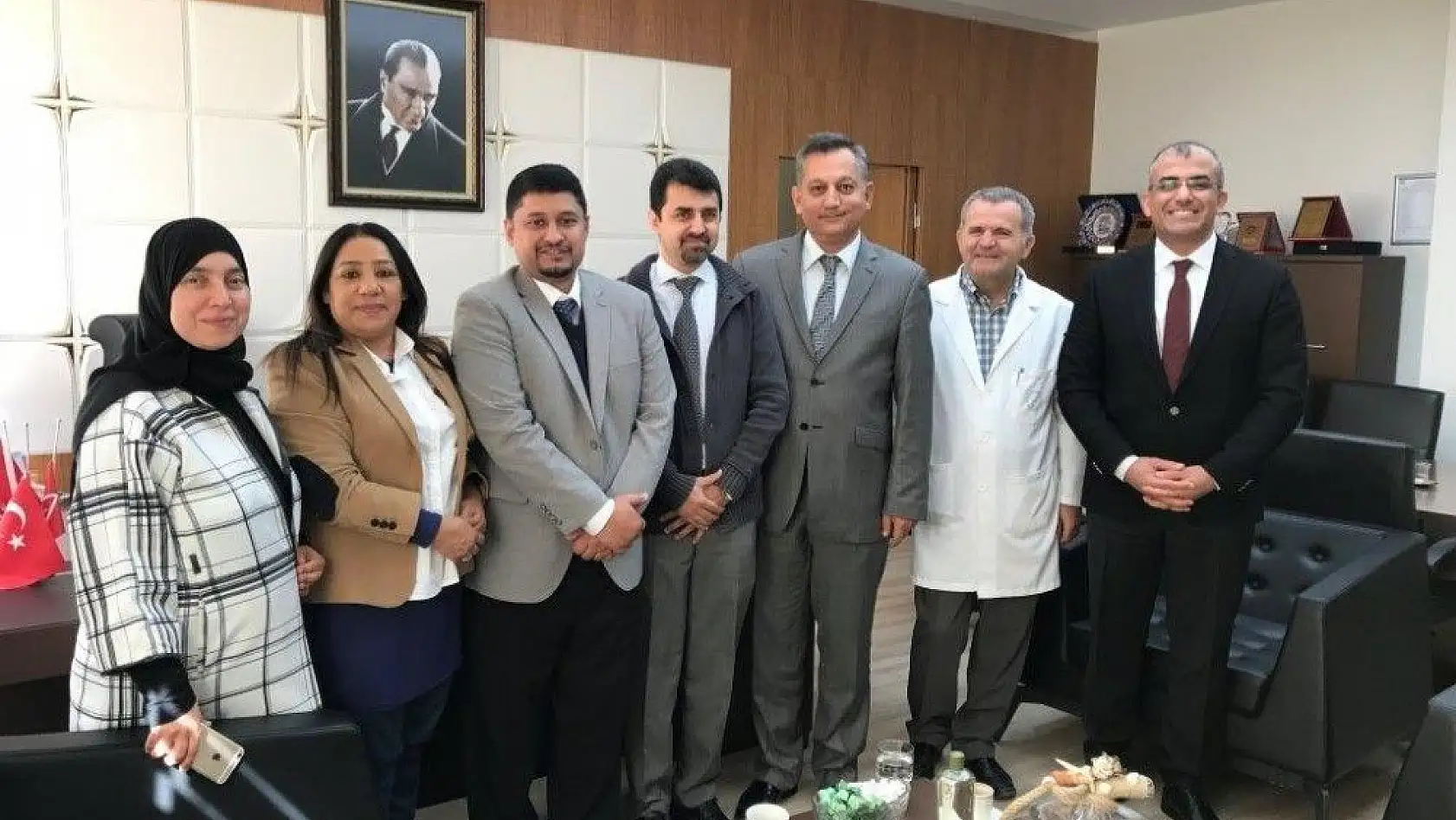 Bahreyn Sağlık Bakanlığı'ndan ERÜ'ye İşbirliği Ziyareti
