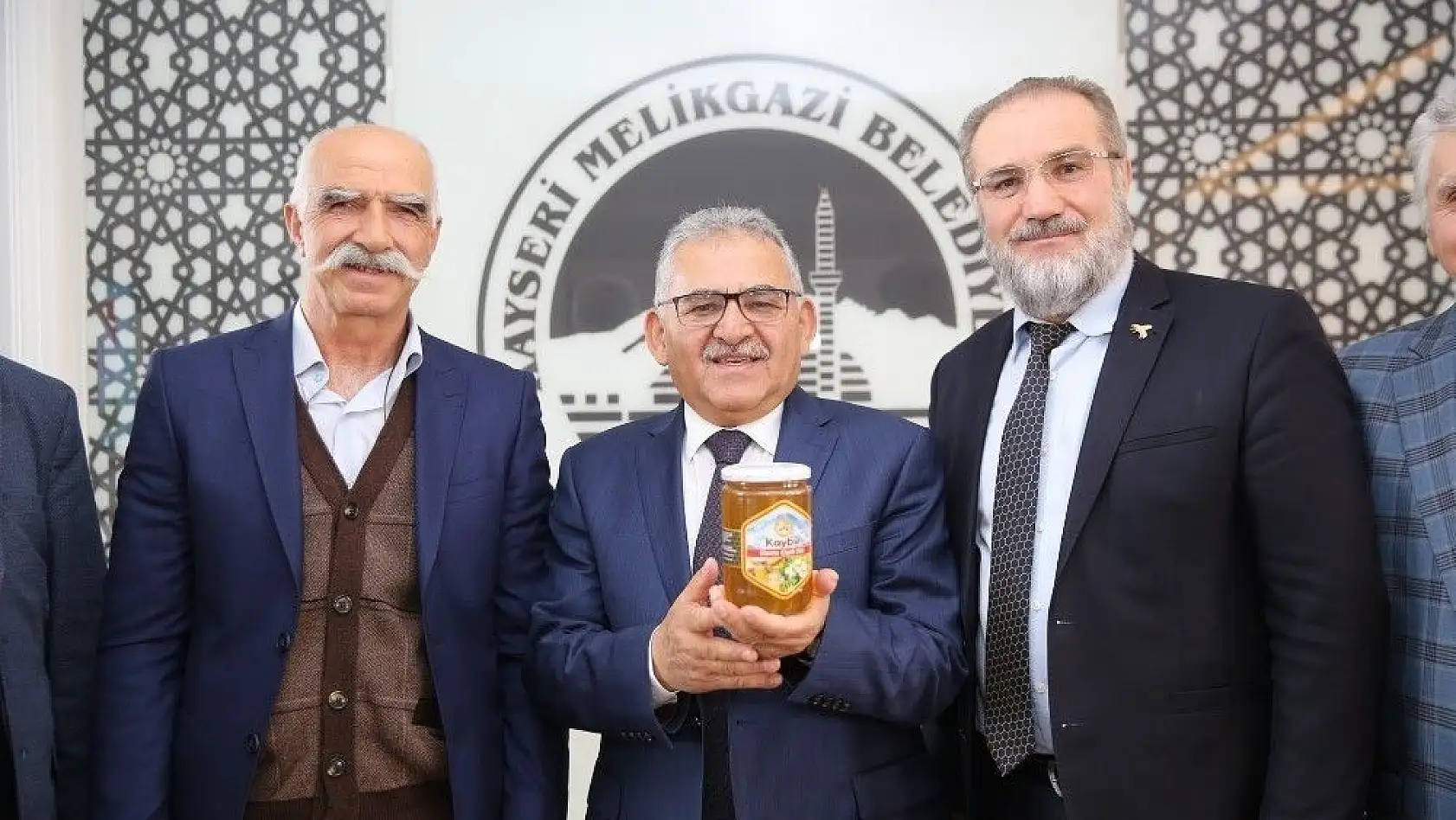 Başkan Adayı Dr.Memduh Büyükkılıç 'Kayseri Arı yetiştiriciliğin ve üretim merkezi olacak'
