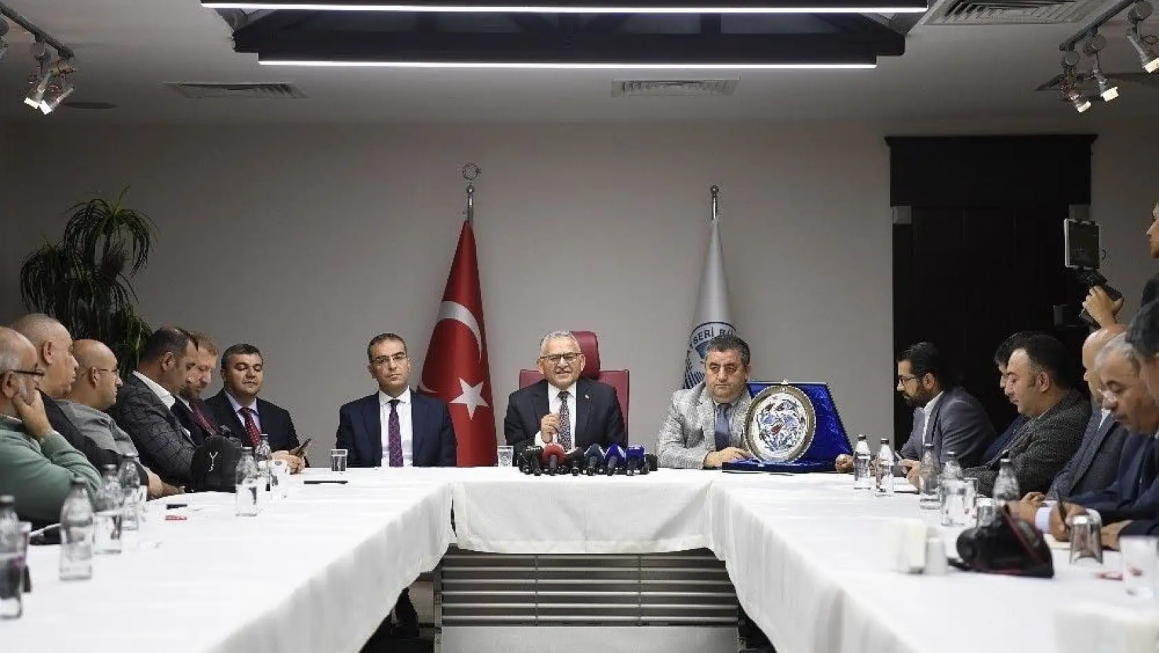 Başkan Büyükkılıç: 'Cumhurbaşkanı Erdoğan çok memnun bir şekilde ayrıldı'