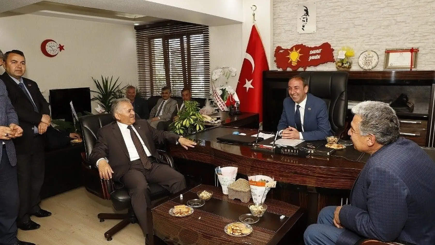 Başkan Büyükkılıç, ilk ilçe ziyaretini Tomarza'ya yaptı