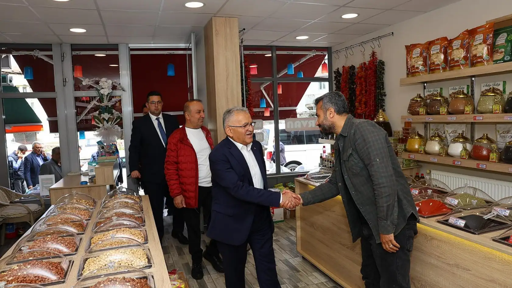 Başkan Büyükkılıç'tan Pınarbaşı'na ziyaret