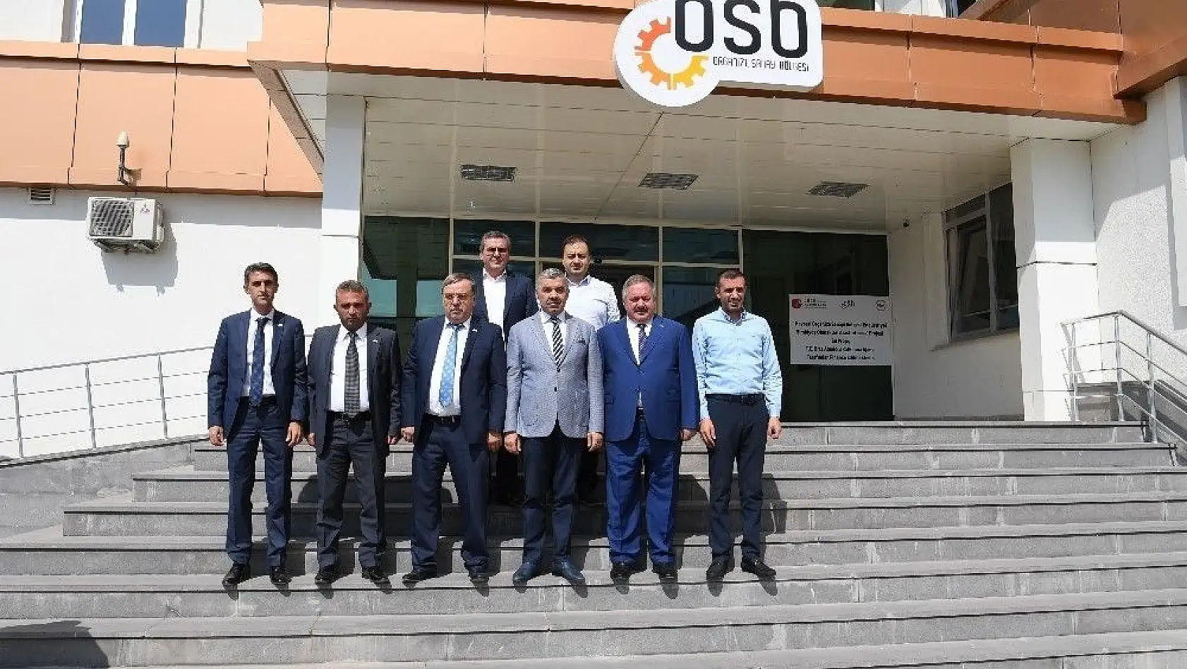 Başkan Çelik, Kayseri OSB Müdürlüğü ve Özel Kayseri OSB Teknik Kolejini Ziyaret Etti
