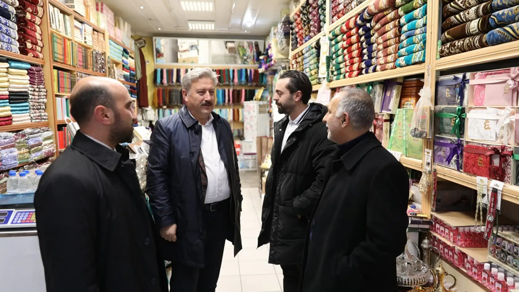 Başkan Palancıoğlu'ndan Cami-i Kebir esnafına ziyaret