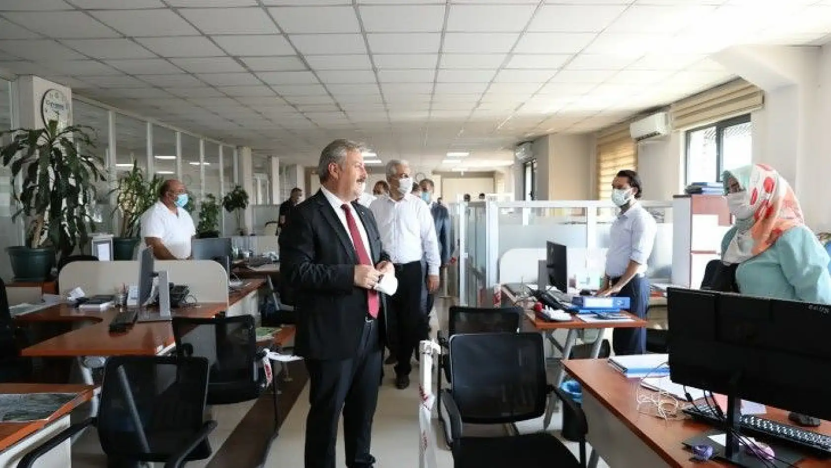 Palancıoğlu, personel ile bayramlaştı