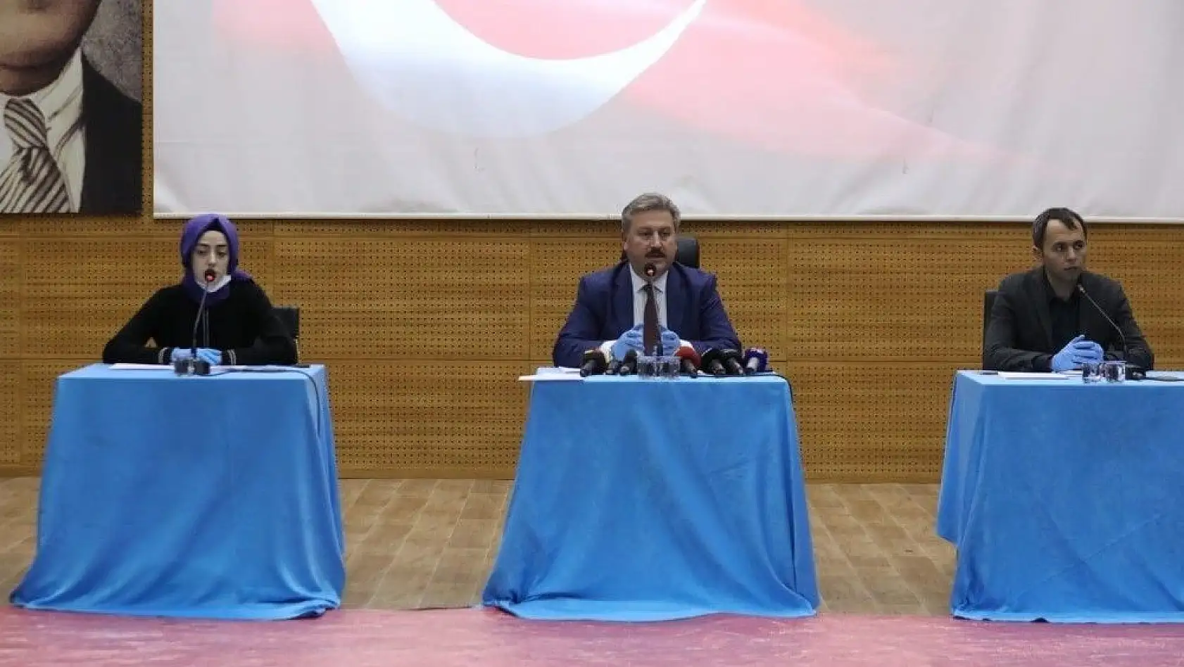 Başkan Palancıoğlu: 'Otopark Yönetmeliği ile ilgili olarak işlemlerde yoğunluğun en aza indirilmesi öngörülmüştür'
