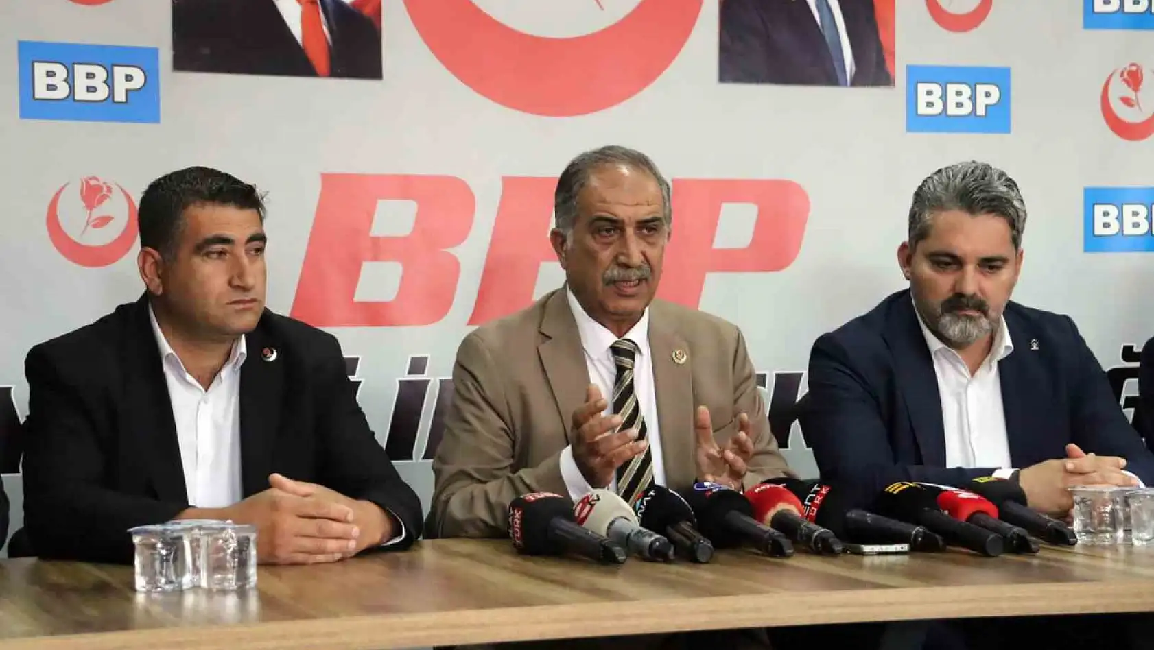 BBP'nin Pınarbaşı adayı Cumhur İttifakı lehine seçimden çekildi