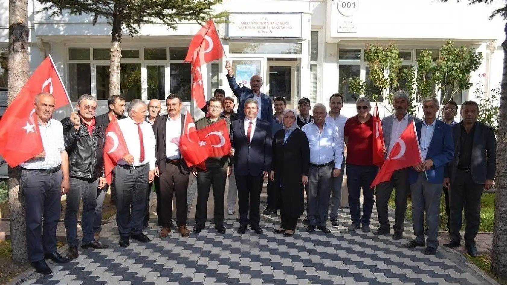 Bünyan Belediye Meclisi Barış Pınarı Harekatına Katılmak İçin Gönüllü Oldu
