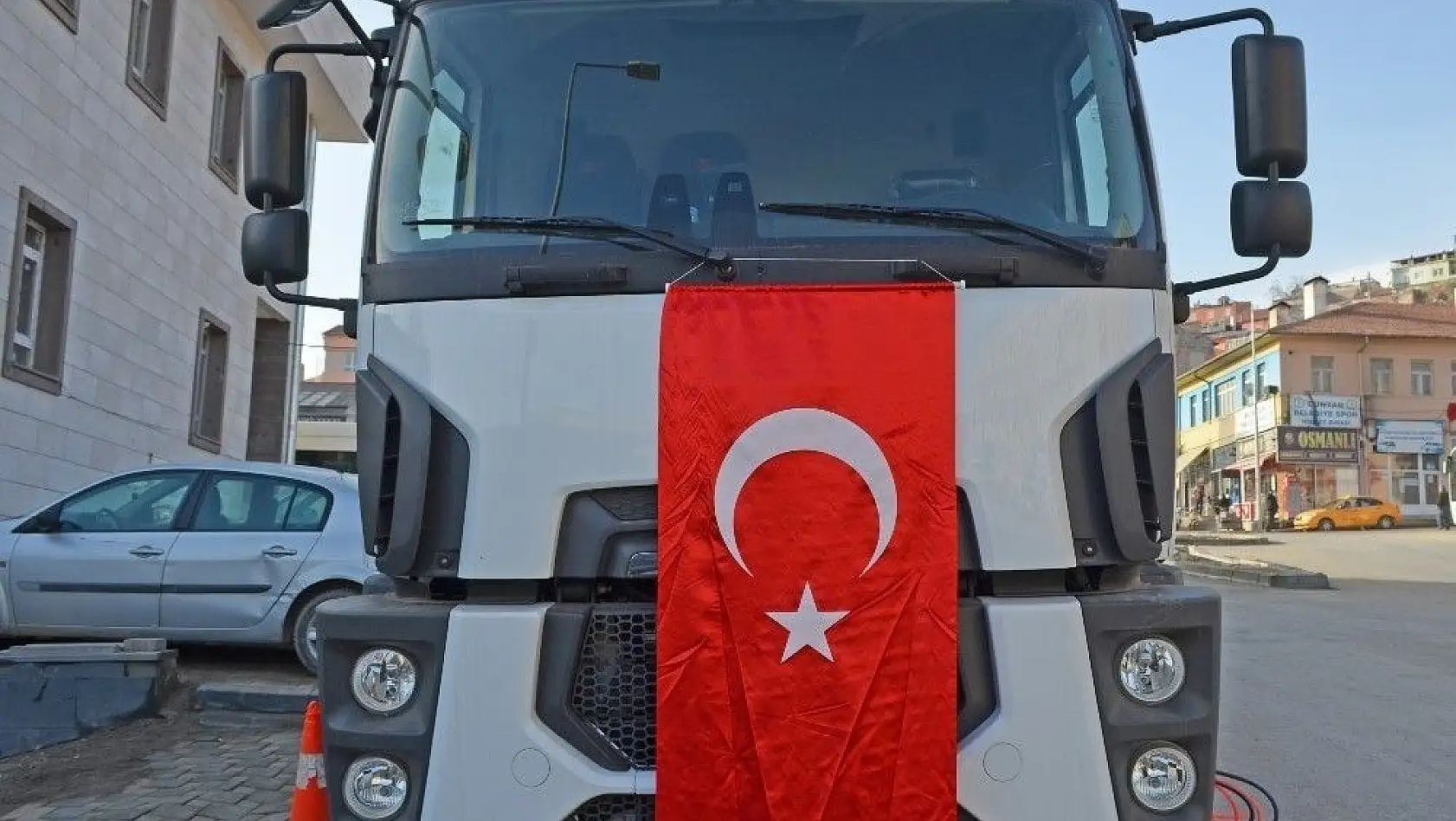Bünyan Belediyesi araç filosuna yeni bir çöp kamyonu daha ekledi