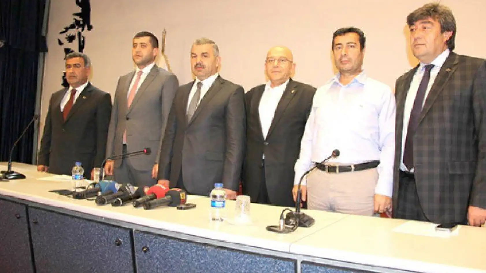Büyükşehir 3 başkanla darbe girişimini kınadı