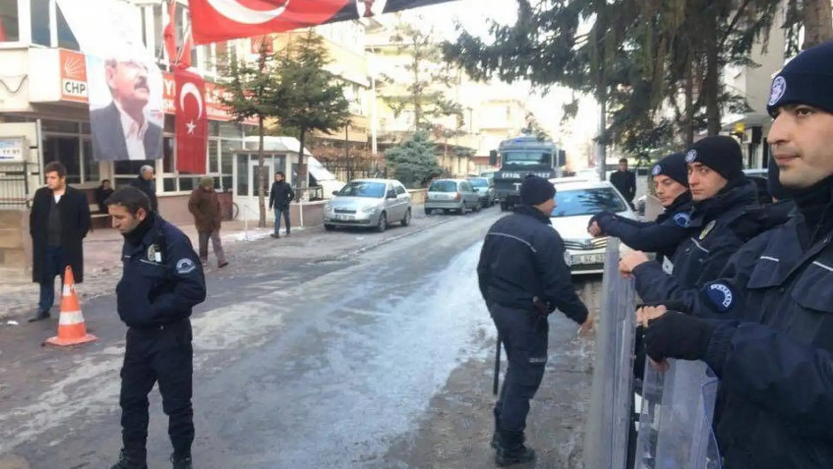 CHP İl Başkanı Keskin, 'Saldırıyı gerçekleştirenler ile provokatörler aynı kefededir'
