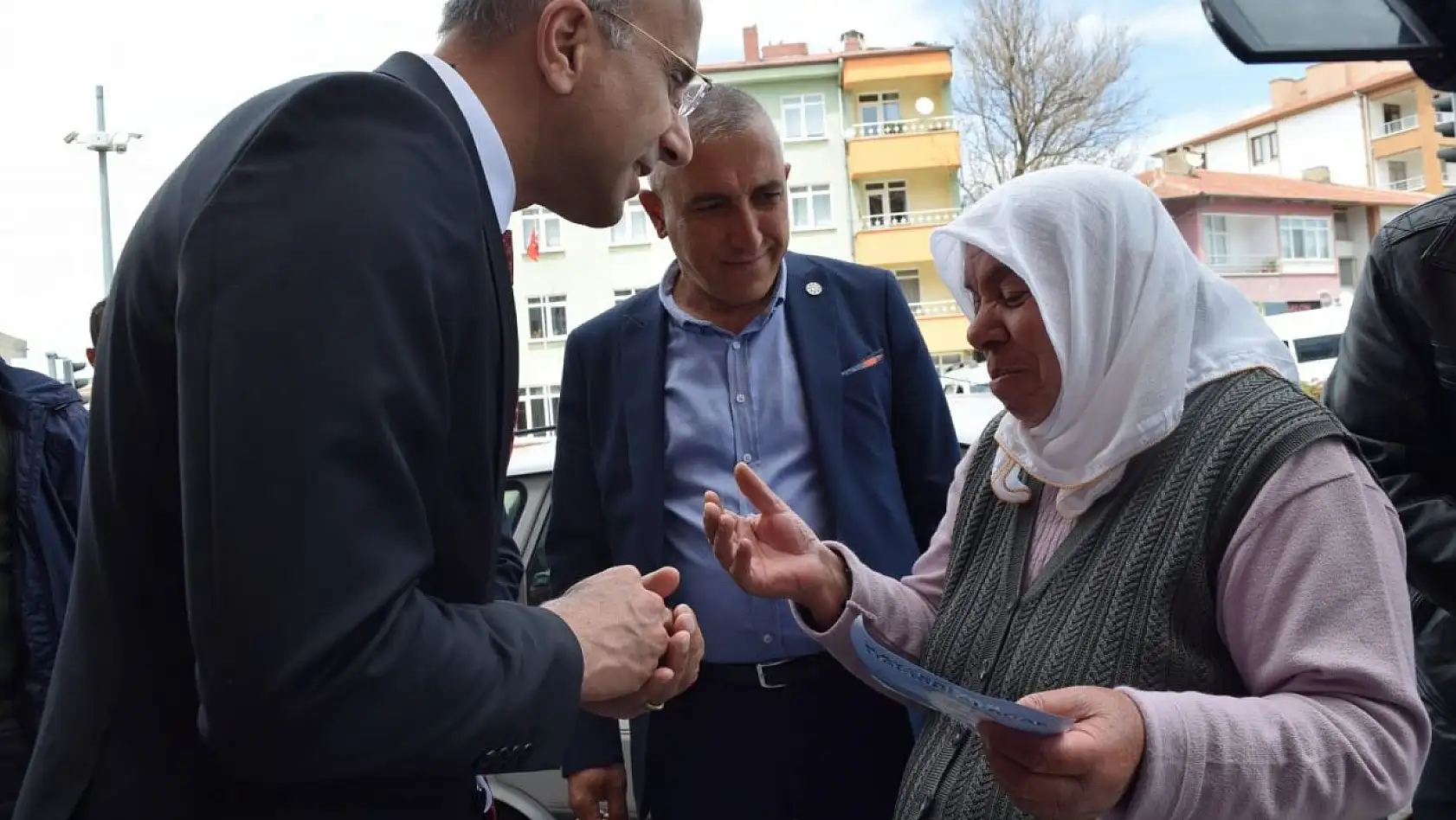 CHP Milletvekili adayı Aşkın Genç: Vatandaş her alanda adalet istiyor!