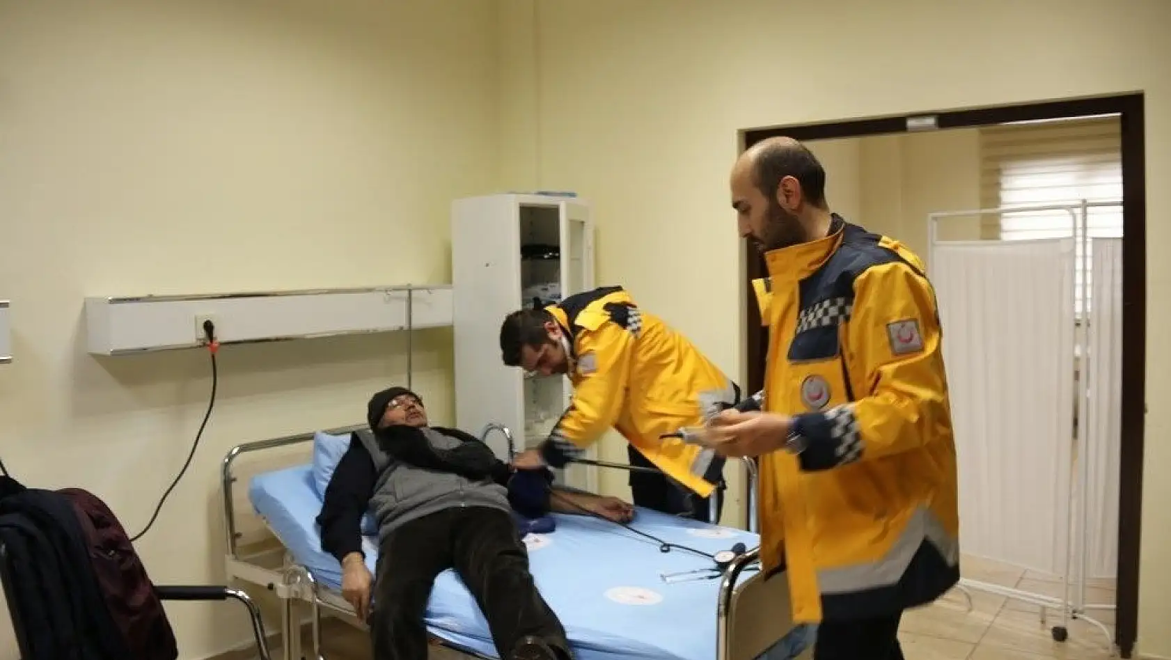 Erciyes Kayak Merkezi'nde açılan poliklinik 500 kişiye hizmet verdi
