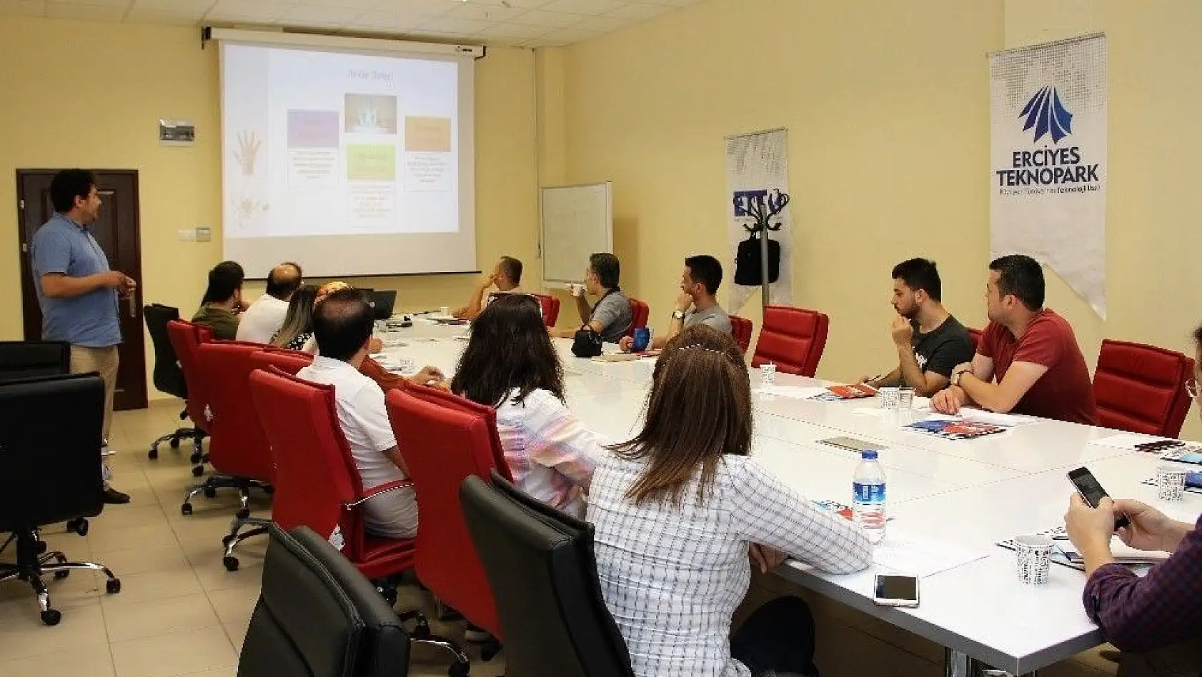 Erciyes Teknopark'ta Bilgilendirme Toplantıları Başladı