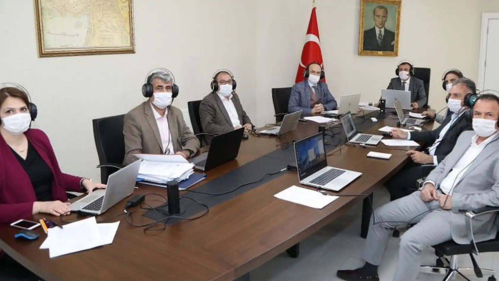 Erciyes Üniversitesi Senatosu 'Eğitimin şekli