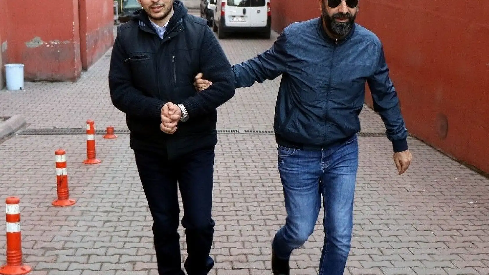 FETÖ'den aranan ihraç binbaşı Kayseri'de yakalandı