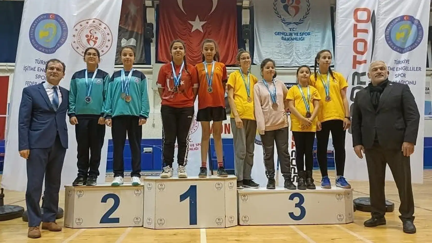 İşitme Engelliler Badminton Türkiye Şampiyonasına Kayseri damgası