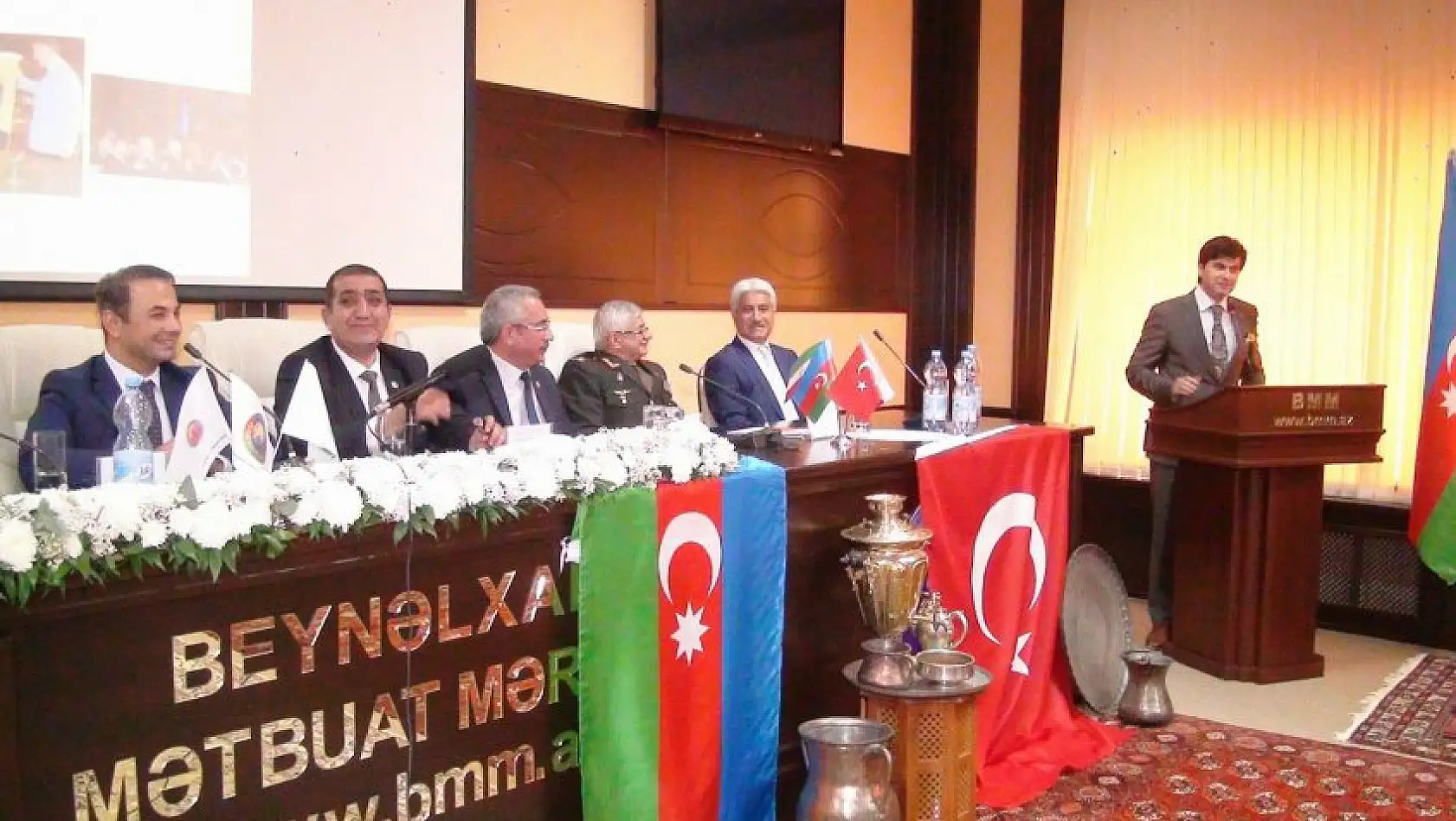 İsmet Taymuş Azerbaycan'da yönetime seçildi
