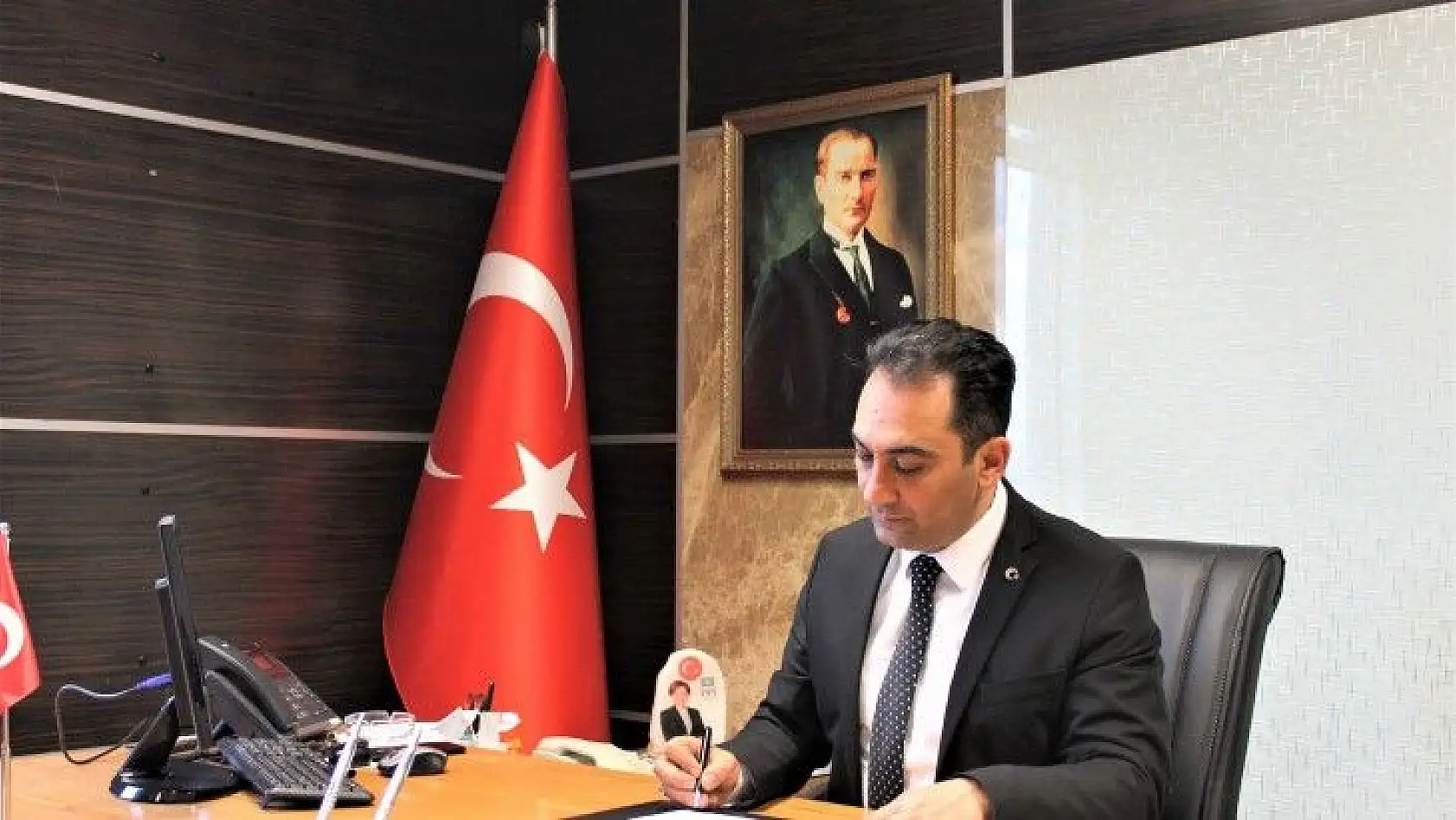 İYİ Parti İl Başkanı Ataman'dan Andımız tepkisi