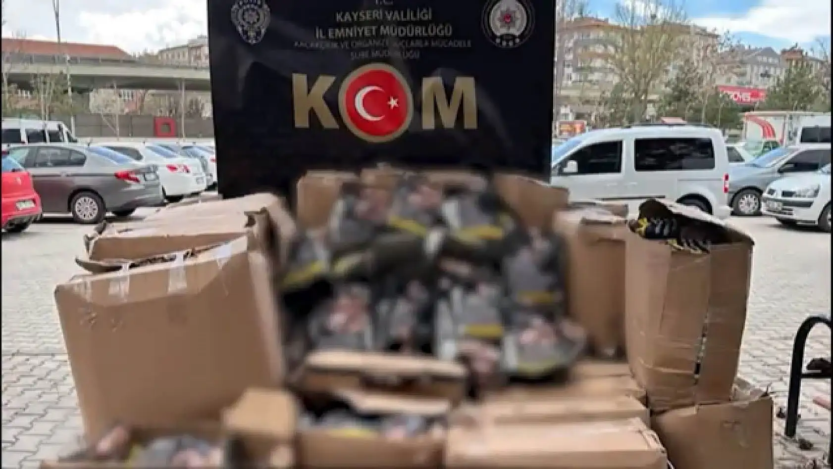 Kaçakçılık operasyonu: 930 kilogram tütün yakalandı
