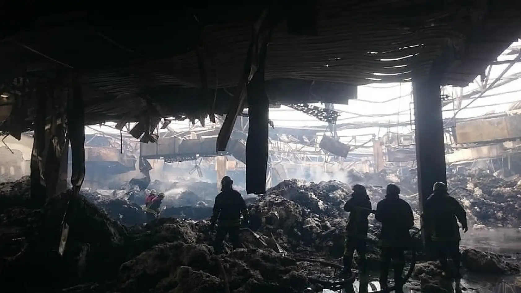 KARSU Tekstil'deki yangın 36 saatte söndürülebildi