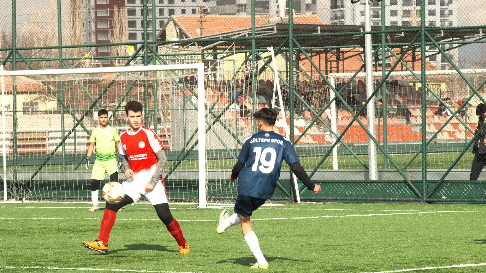 Kayseri'de 15 gollü galibiyet