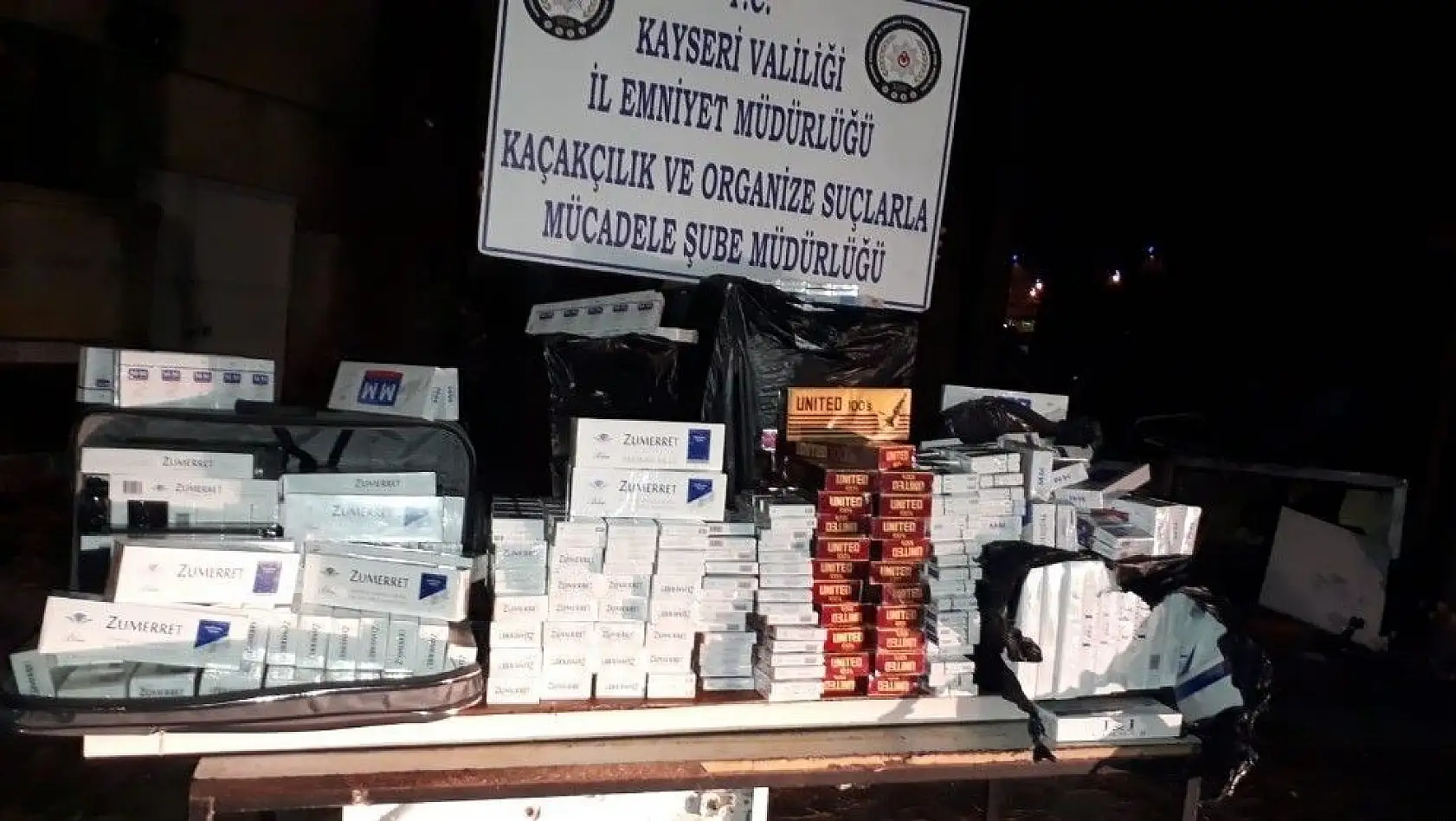 Kayseri'de bin 418 paket kaçak sigara ele geçirildi
