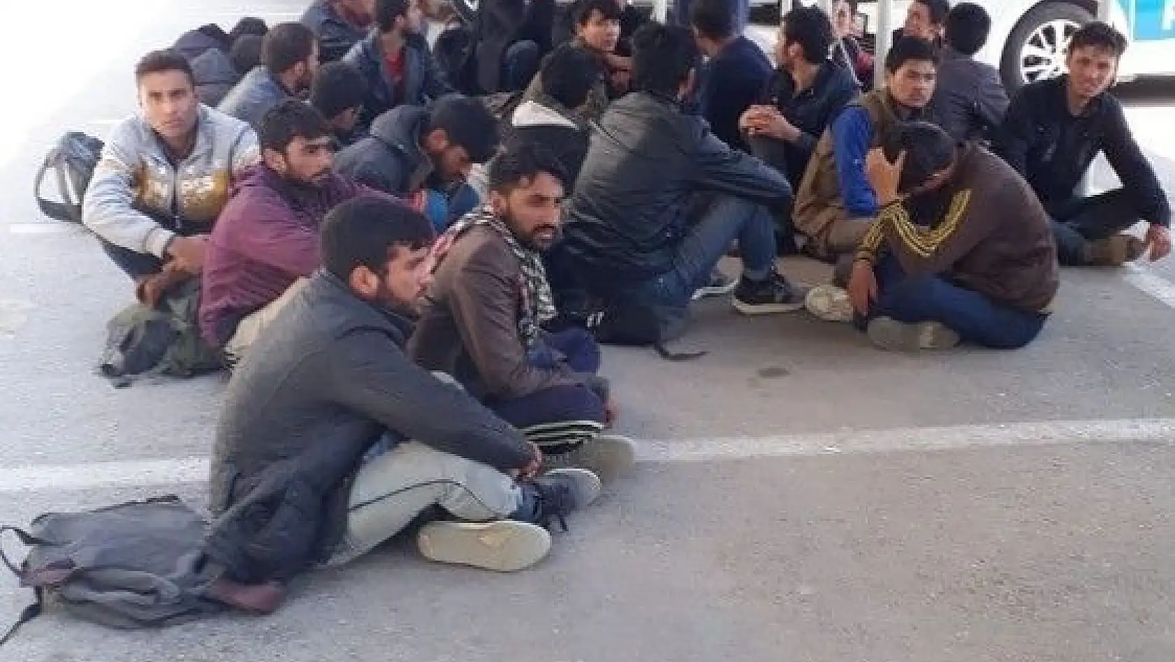 Kayseri'de 13 kaçak göçmen yakalandı