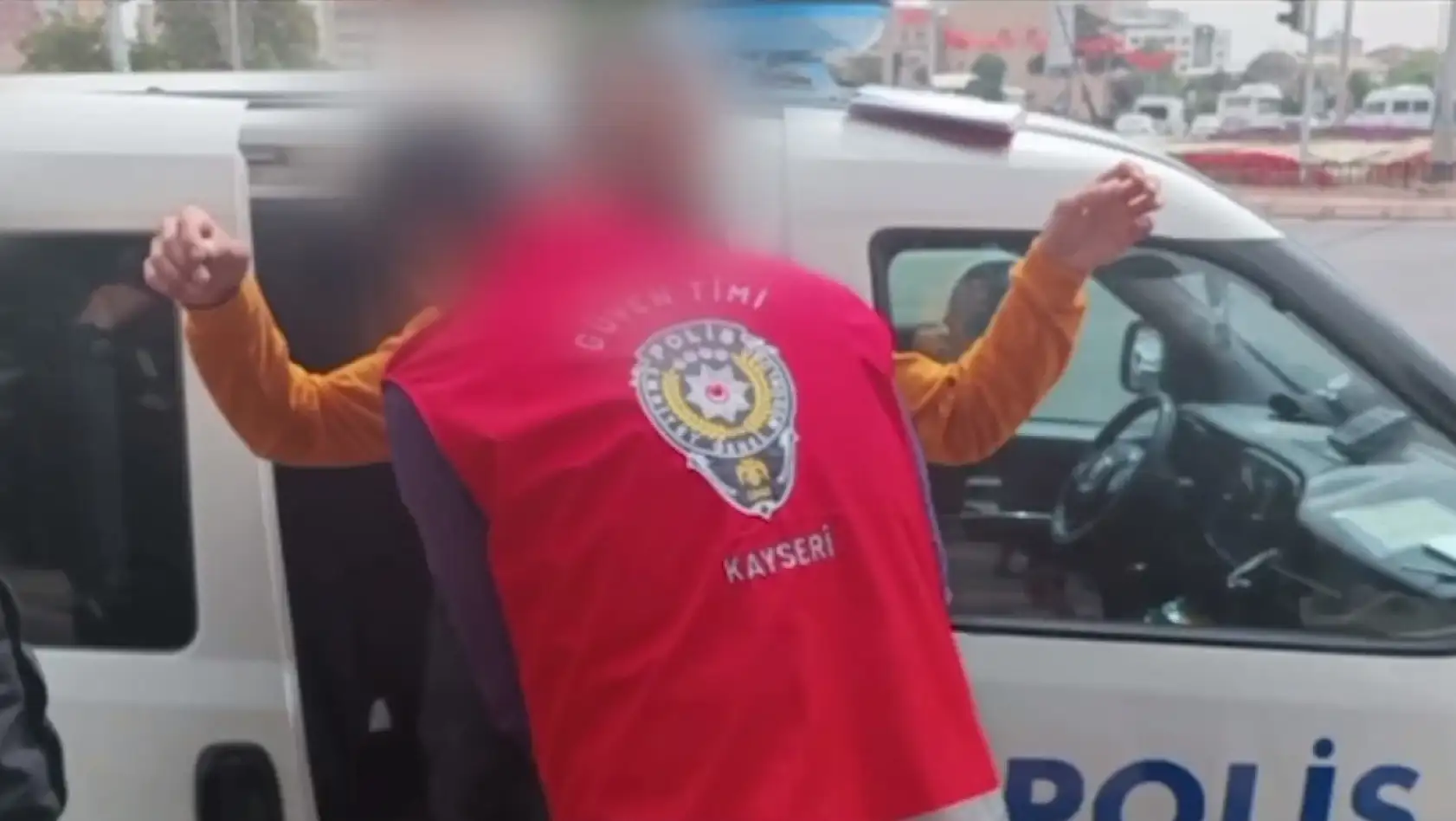 Kayseri'de Polis'ten operasyon: 11 kişi yakalandı...