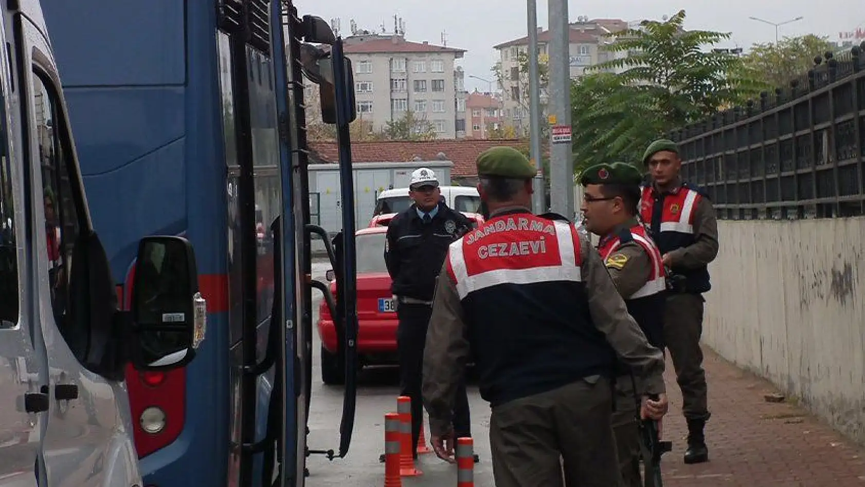 Kayseri'de 67 sanıklı FETÖ duruşması başladı 
