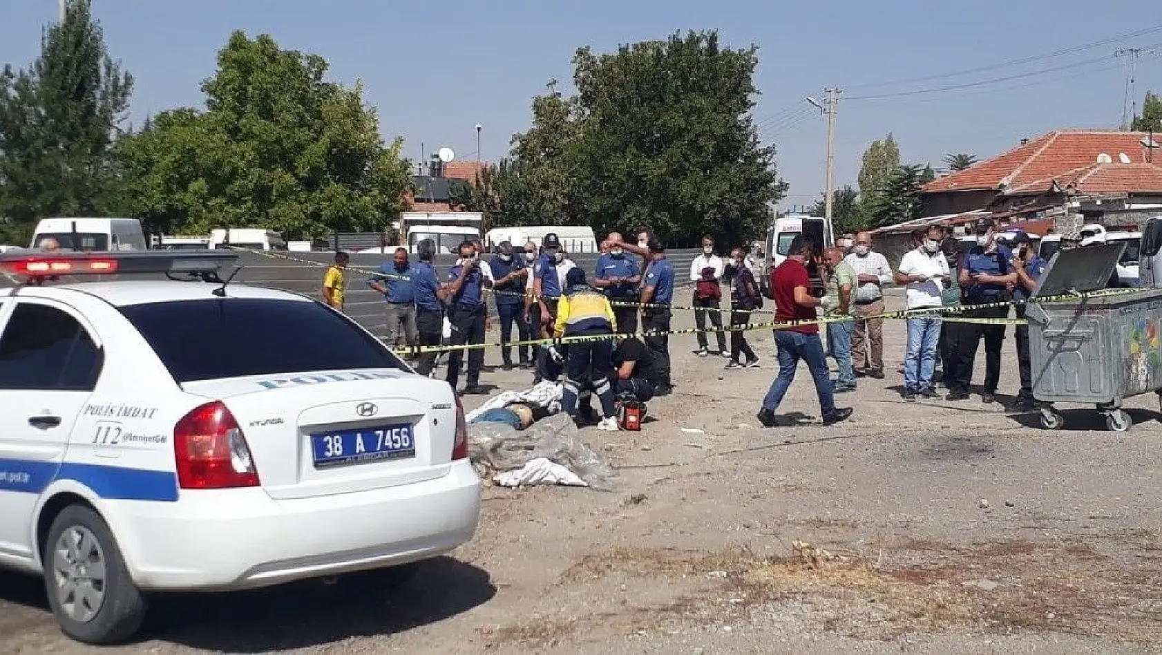 Kayseri'de yanan araçların yanında vurulan şahıs hayatını kaybetti
