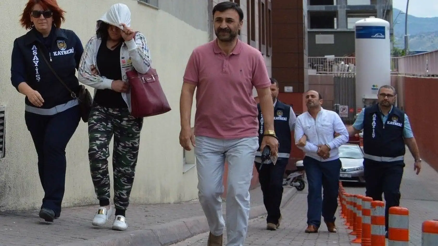 Kayseri'deki fuhuş operasyonunda iki tutuklama
