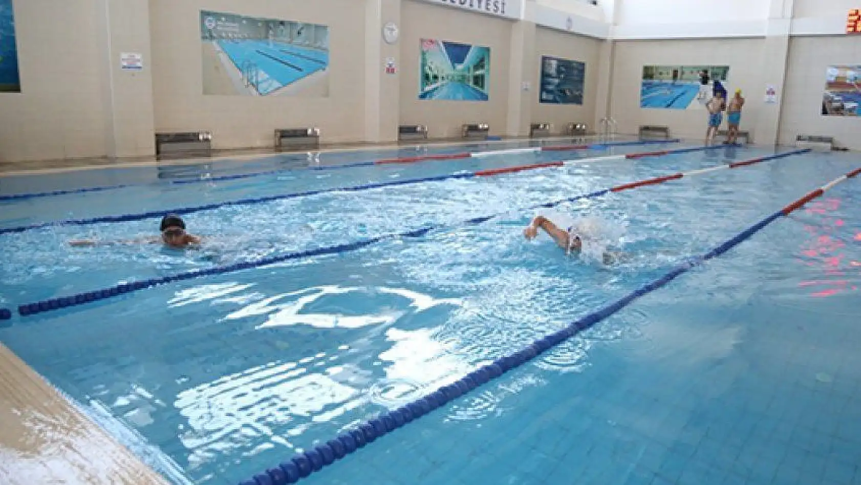 Kayseri'den ilk defa 2 sporcu yüzme milli takımına seçildi
