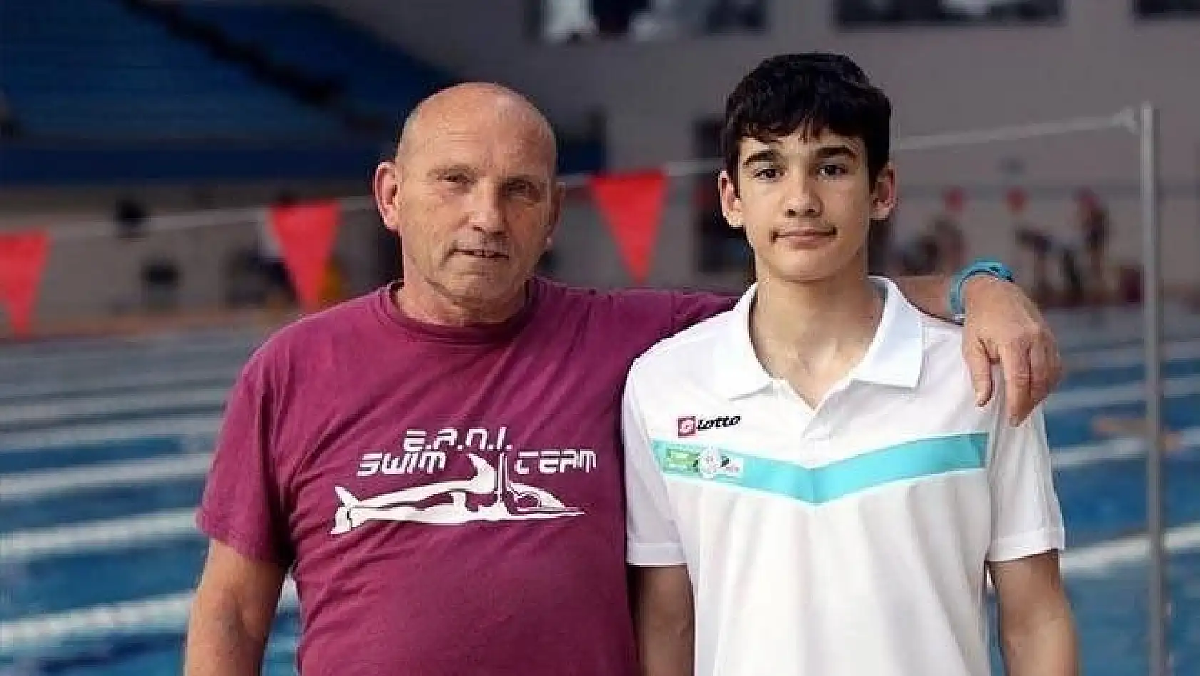 Kayseri'nin rekortmen yüzücüsü ve Antrenörü milli takım kampına gidiyor