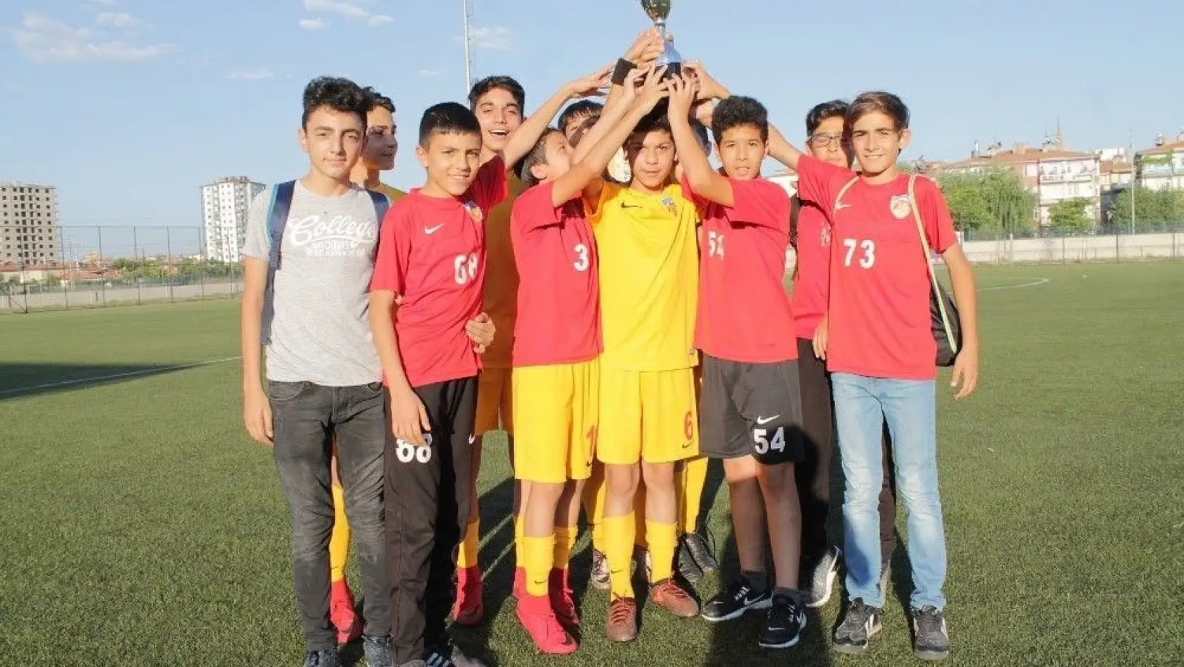 Kayseri U-13 Ligi'nin  şampiyonu Kayserispor oldu
