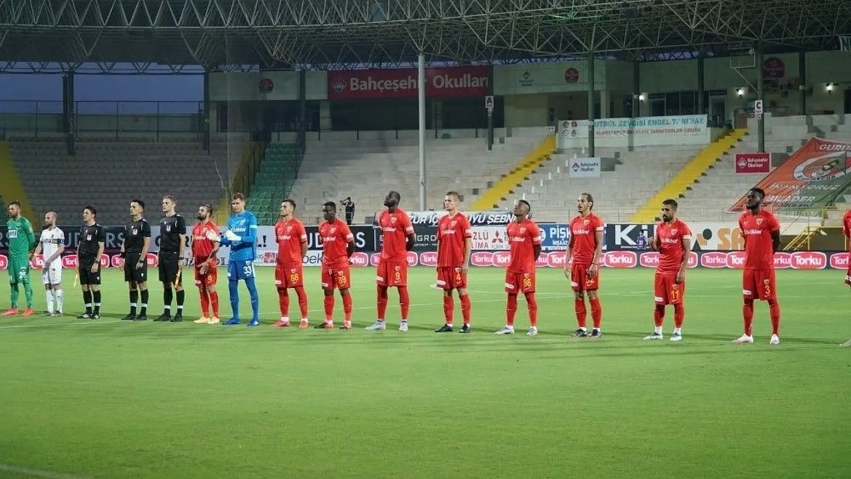 Kayserispor'da yeni transferler ilk kez oynadı