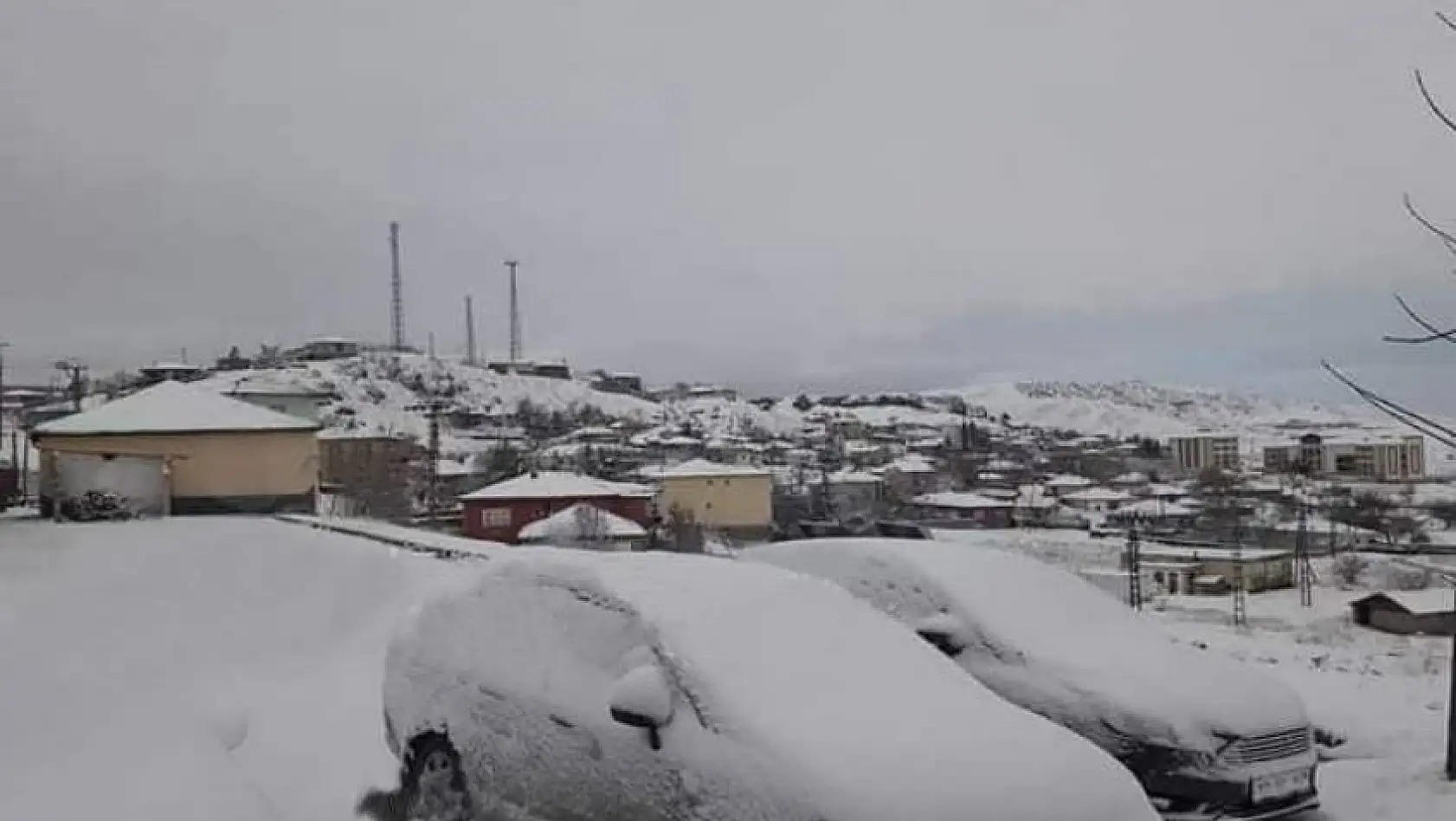 Kırşehir'de kar yağışının ilçe merkezli olması bekleniyor