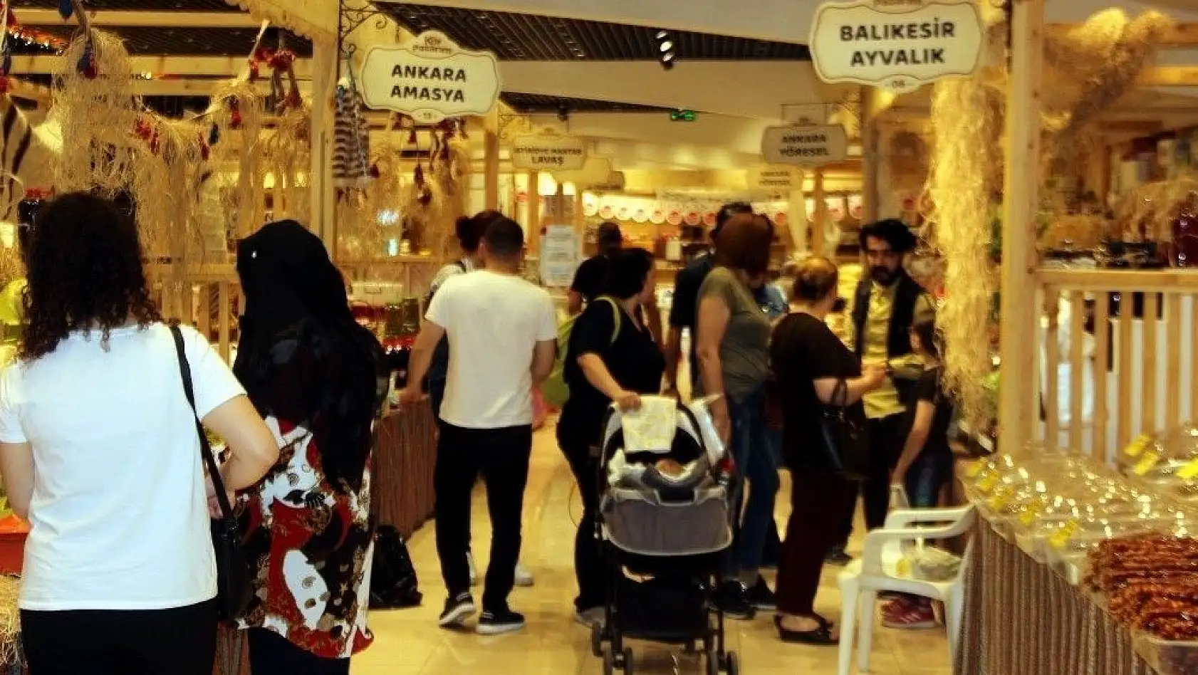Köşk Sosyete Pazarı sadece Kayseri değil çevre illere de hitap ediyor