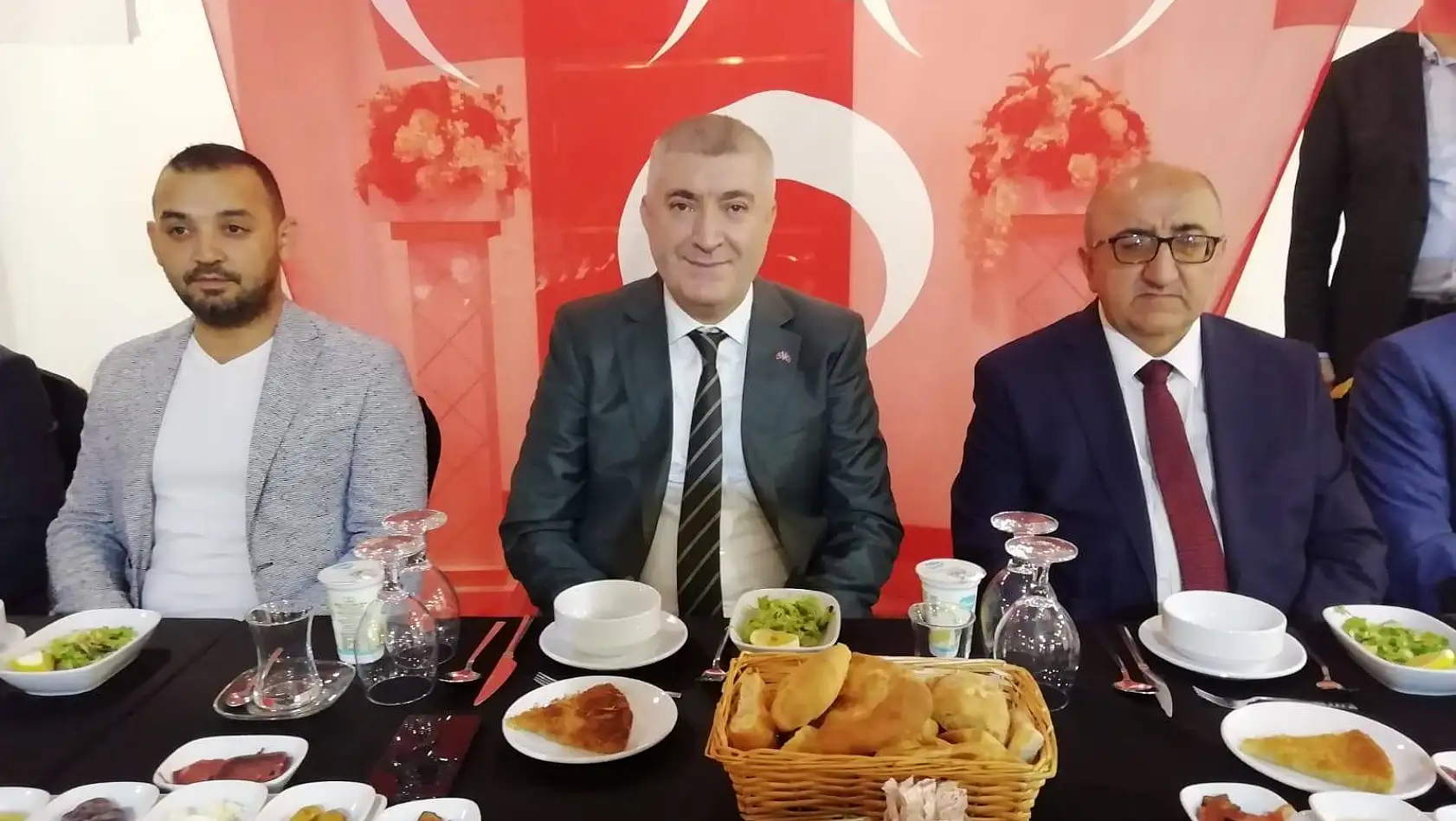 MHP Kayseri İl Başkanı Serkan Tok 'Bir gün olsun sahalardan çekmedik'