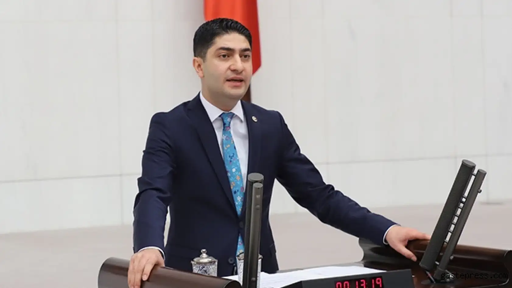 MHP'li Özdemir 36. soruyu Sanayi Bakanı'na sordu